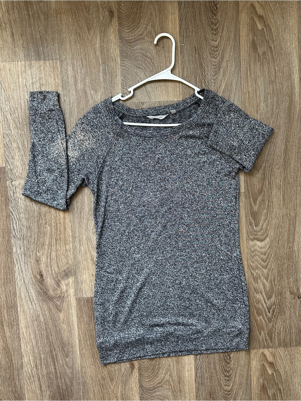 Athleta Lux Pose Marled Pullover Top Gray Black XS Scoop Neck Tunic Long Sleeve